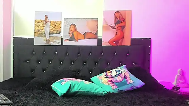 Snapshot of doll_celeste20 chatting on 02.08.25 doll celeste20 online show from 02.08.25