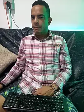 latinmartin73 online show from 01.22.25