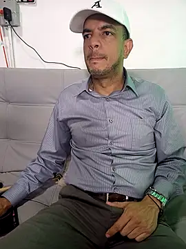 latinmartin73 online show from 02.12.25