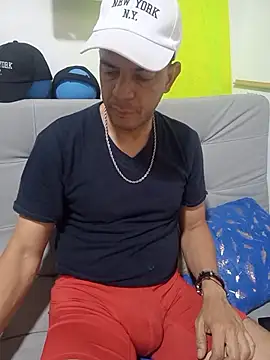 latinmartin73 online show from 10.25.25