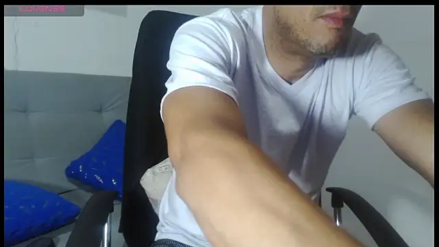 latinmartin73 online show from 05.26.26