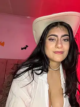 miakhalifaaa  online show from 10.29.25