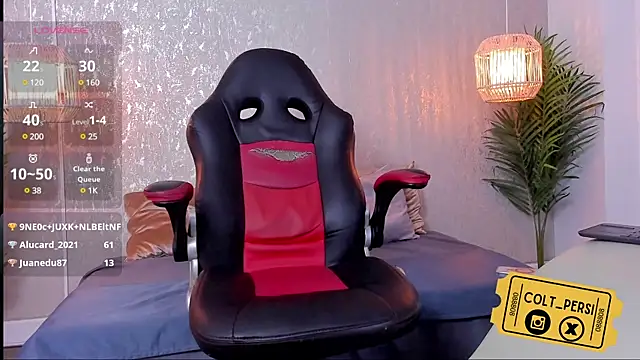 Snapshot of Colt_Perci chatting on 03.10.25 Colt Perci online show from 03.10.25