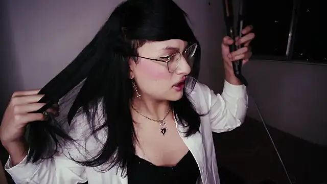 Kiitygirl online show from 01.09.26