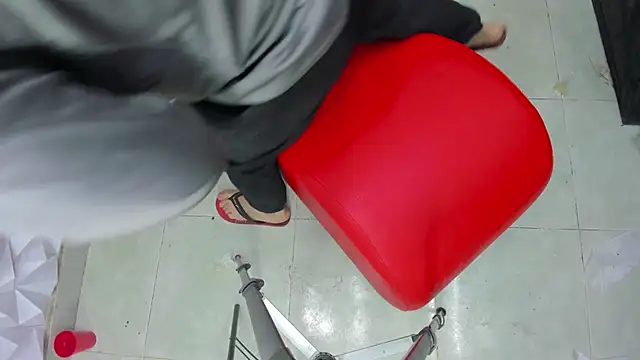 Messy Party online show from 02.22.25