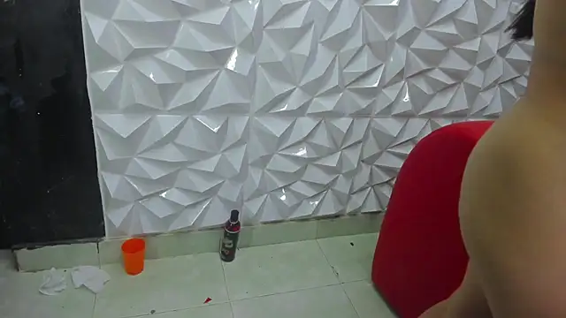 Messy Party online show from 02.23.25