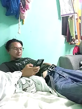 Andresguz35 online show from 02.28.26