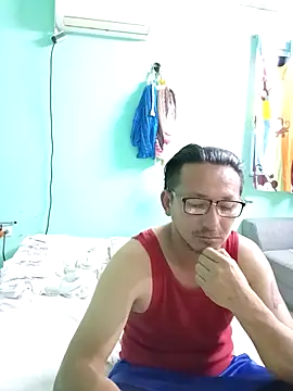 Andresguz35 online show from 03.05.26