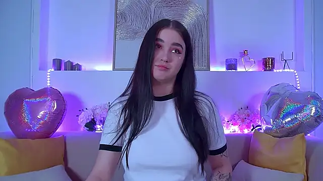 ChristinaMilton online show from 02.13.25