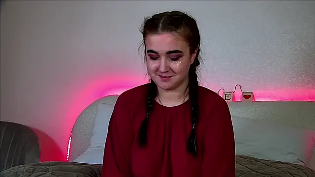 ChristinaMilton online show from 02.18.25