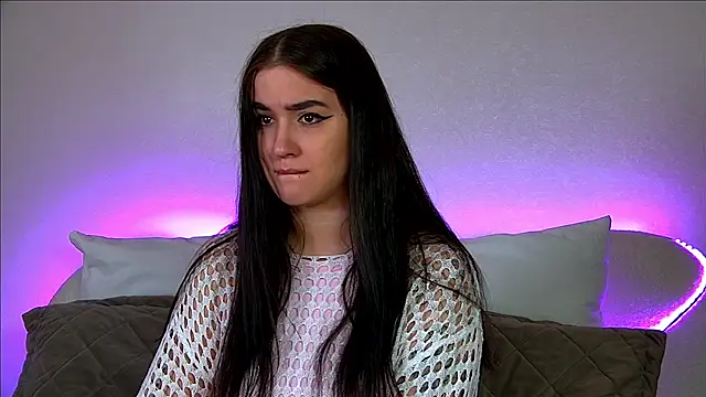 ChristinaMilton online show from 02.24.25