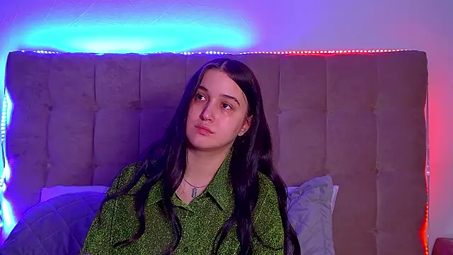 ChristinaMilton online show from 03.17.25