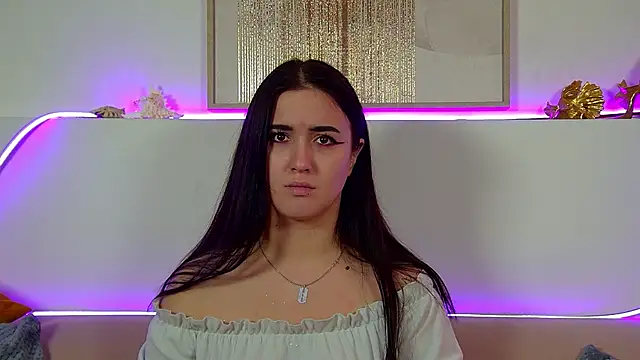 ChristinaMilton online show from 09.23.25