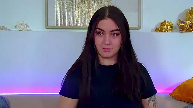 ChristinaMilton online show from 10.07.25