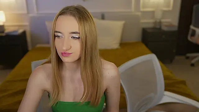 Michelle 054 online show from 02.10.25