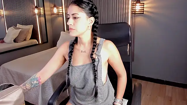 aura-baker online show from 02.05.25