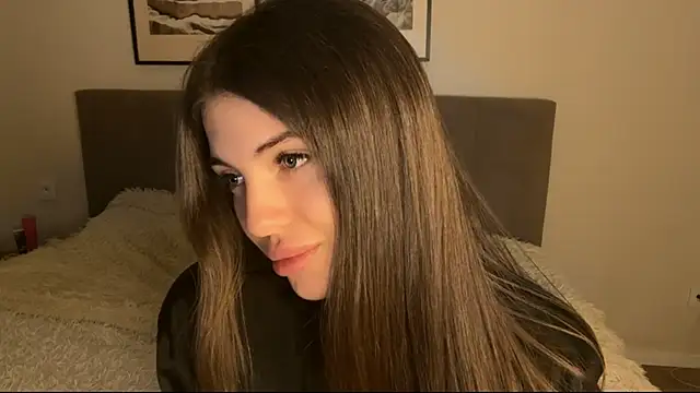 aryamirelle online show from 10.31.25