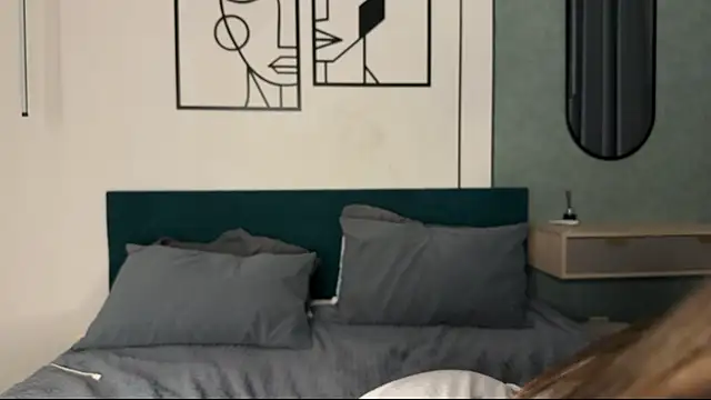 aryamirelle online show from 01.05.26