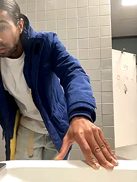 Lucascacaca online show from 12.04.24