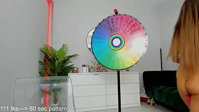 Snapshot of Jessy_Cruz chatting on 01.05.25 Jessy Cruz online show from 01.05.25