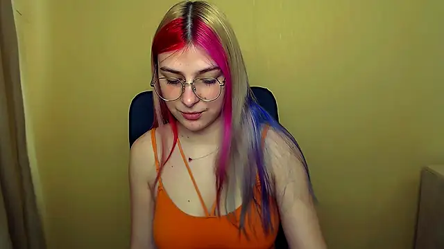 Snapshot of Luna_Lush_ chatting on 03.06.25 Luna Lush online show from 03.06.25