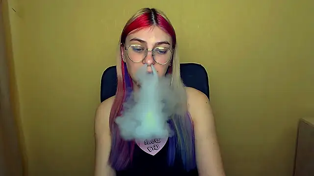 Snapshot of Luna_Lush_ chatting on 03.14.25 Luna Lush online show from 03.14.25