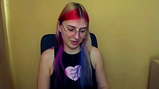 Snapshot of Luna_Lush_ chatting on 03.14.25 Luna Lush online show from 03.14.25
