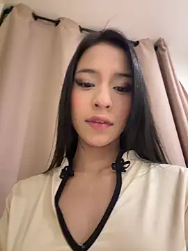 Snapshot of Sarah_cam06 chatting on 04.29.26 Sarah cam06 online show from 04.29.26