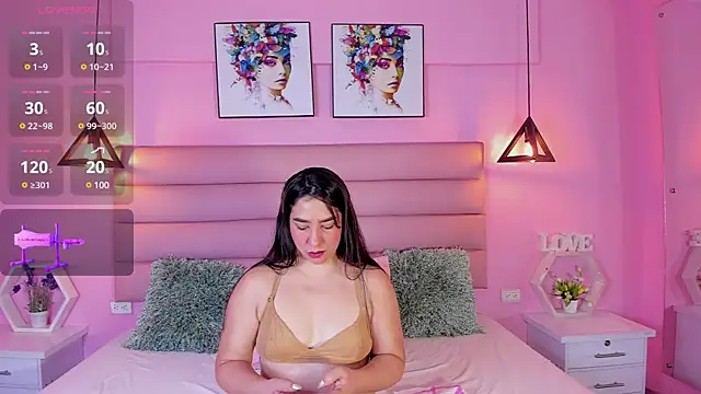 Katta Gil online show from 02.18.25