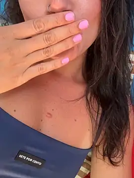 BetinaSoares online show from 12.15.25