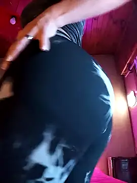 mariposapontiak420 online show from 03.14.25