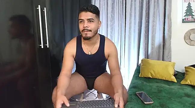 Snapshot of thiagowes chatting on 01.07.25 thiagowes online show from 01.07.25
