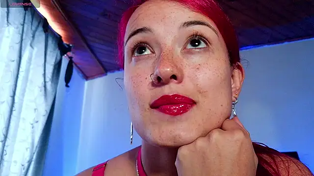 luccycollins  online show from 04.06.26