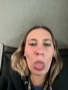 M1ssyk1ssy online show from 01.17.25