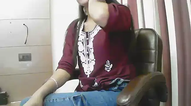 collage hoty online show from 03.22.25