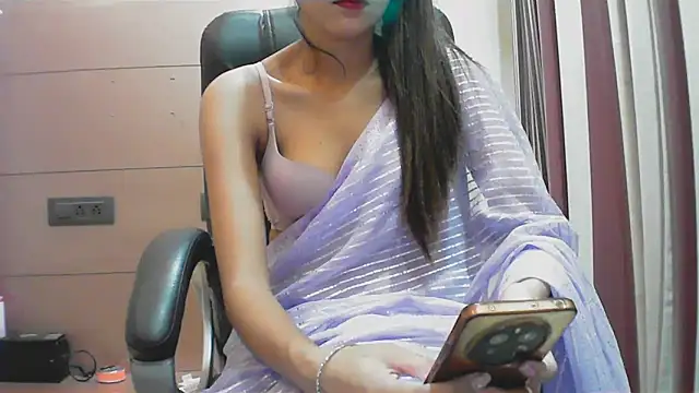 collage hoty online show from 09.15.25