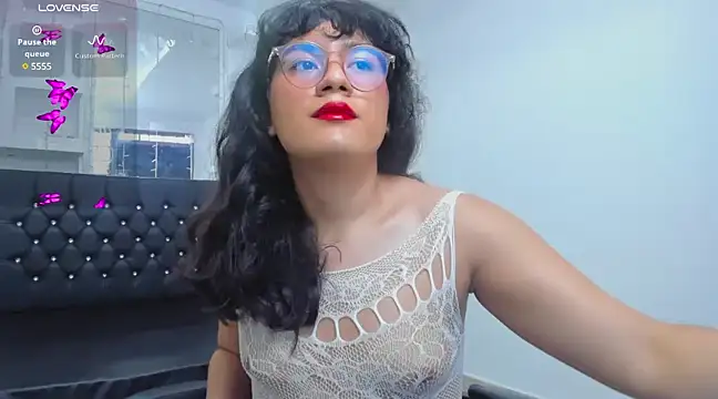 Elith Berry69 online show from 03.05.25