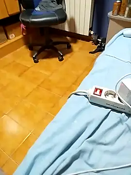 Snapshot of minitranca chatting on 09.20.25 minitranca online show from 09.20.25