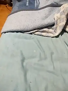 Snapshot of minitranca chatting on 09.29.25 minitranca online show from 09.29.25