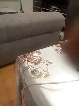 Snapshot of minitranca chatting on 10.03.25 minitranca online show from 10.03.25