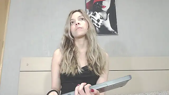 andreau18 online show from 01.08.25