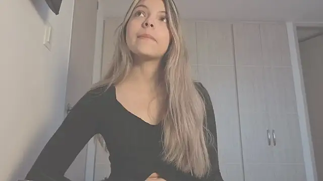 andreau18 online show from 12.18.25