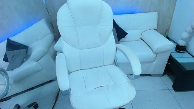 meggan 77 online show from 01.16.25