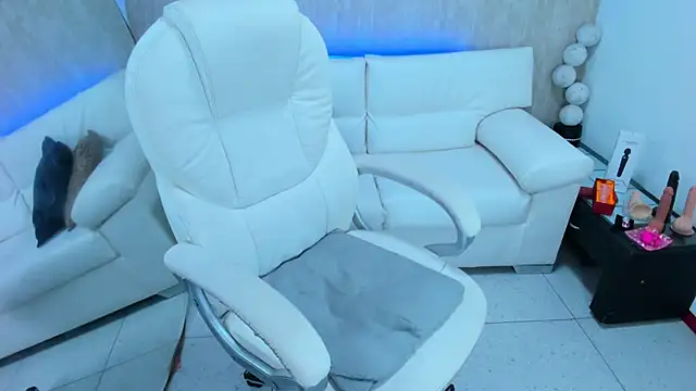 meggan 77 online show from 02.06.25