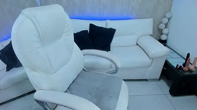 meggan 77 online show from 02.23.25