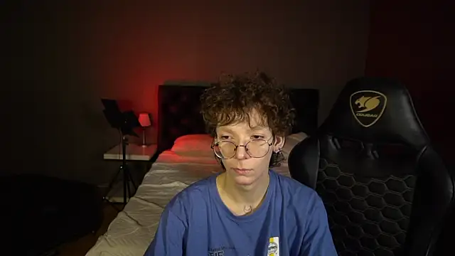 Snapshot of TommieH chatting on 02.15.25 TommieH online show from 02.15.25