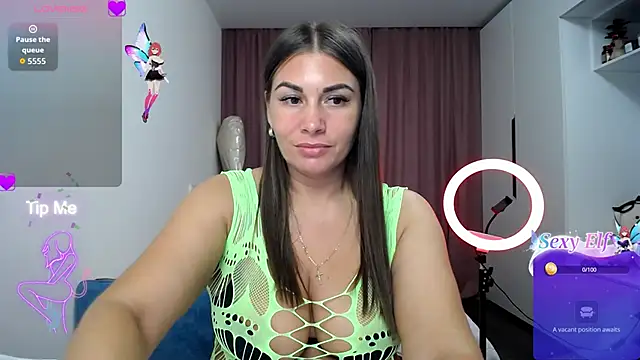 LinaSparks online show from 04.15.26