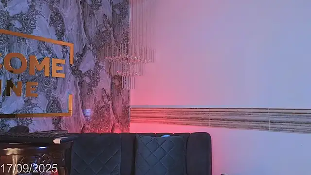 Keila Mendoza online show from 09.18.25