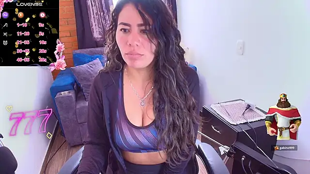 kendall sexy27 online show from 02.17.26