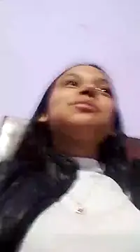 Snapshot of emma_ambar chatting on 01.11.25 emma ambar online show from 01.11.25